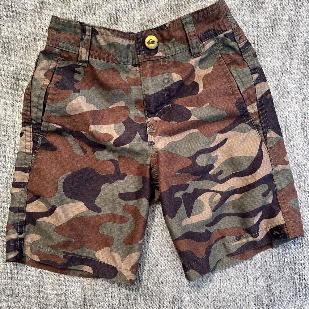 Quicksilver Baby Boy Swim Trunks Size 3 Green Camo Very Good Zipper Snap Closure